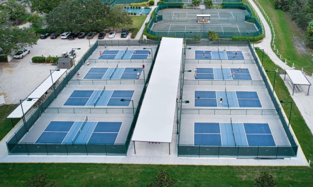 Aerial view of Sun City Center pickleball courts